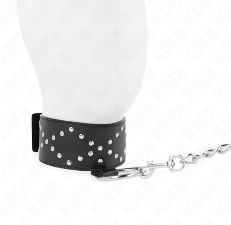 Collier avec clous et Laisse - Kink